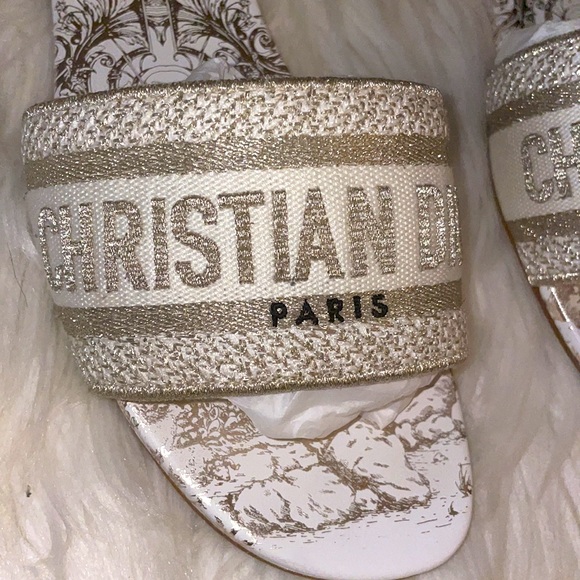 DWAY SLIDE White and Gold-Tone Cotton Embroidered with Dior Daw Stelle Embr - Picture 3 of 7